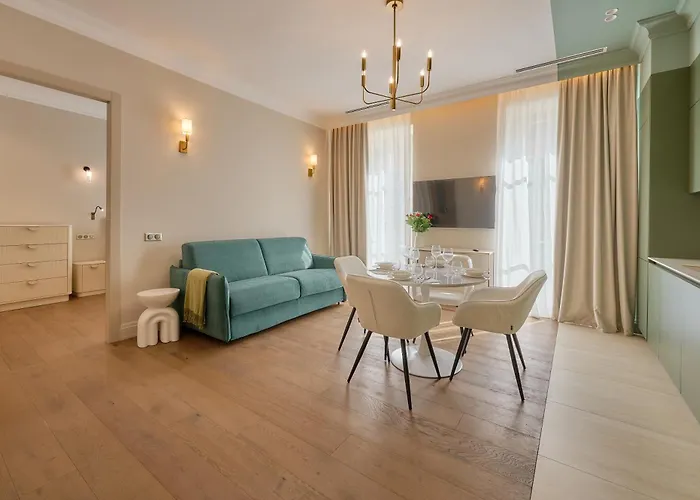 Aparthotel 9 Alberti Nice Centre
